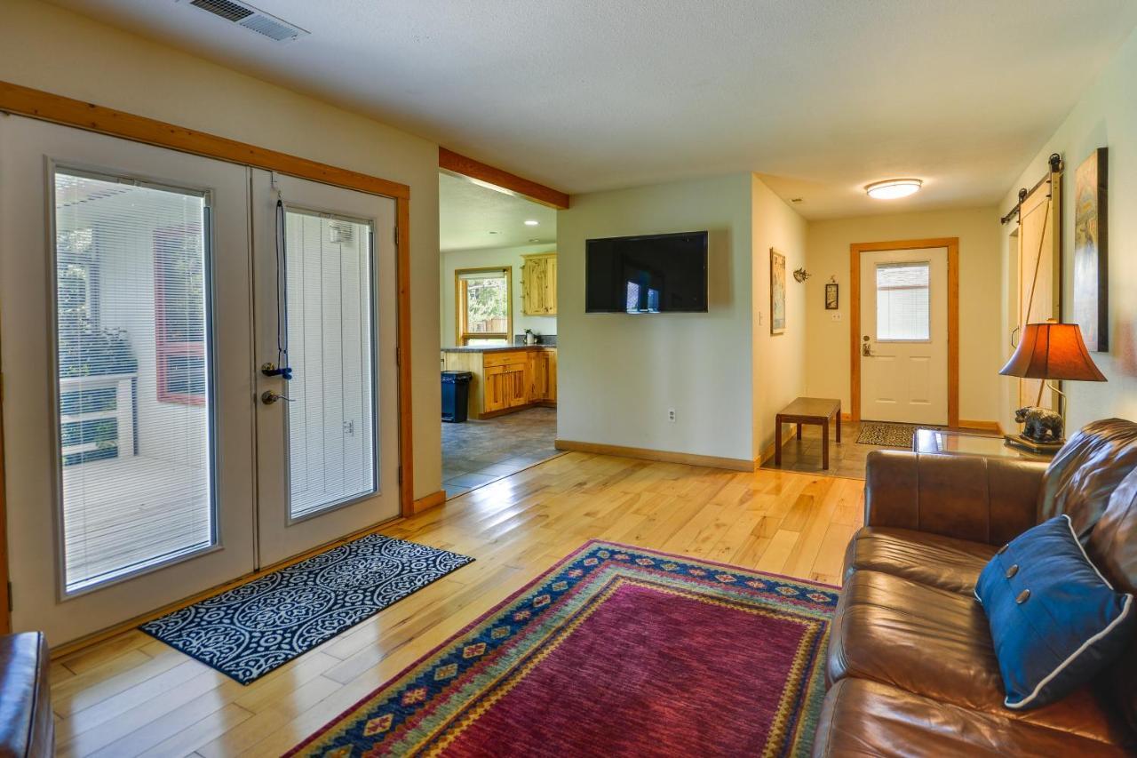 Dog-Friendly Red Lodge Home With On-Site Pond! Luaran gambar